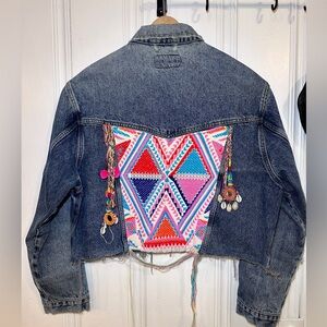 Vintage Wrangler Blue Jean Jacket with Colorful Geometric Design